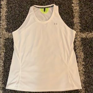 Under Armor high-scoop tank. NWOT, size L.